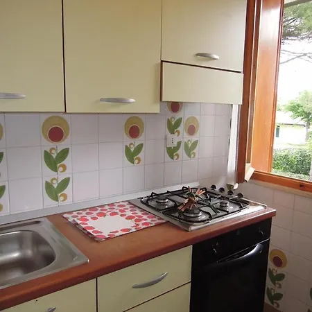 With Garden And Barbeque 250m From The Sea